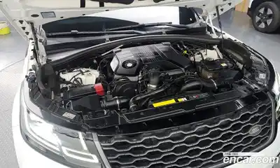 Land Rover Range-Rover Velar 2018 3.0 гидро в Москве № 1837360, миниатюра 6