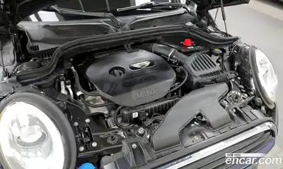 Mini Cooper 2018 1.5 гидро в Москве № 1837625, миниатюра 6