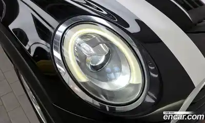 Mini Cooper 2018 1.5 гидро в Москве № 1837625, миниатюра 8