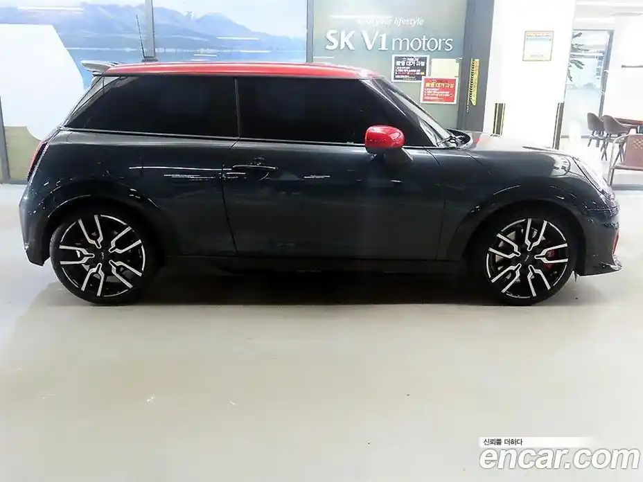 Mini Cooper 2025 2.0 гидро в Москве № 1837745, фото 3