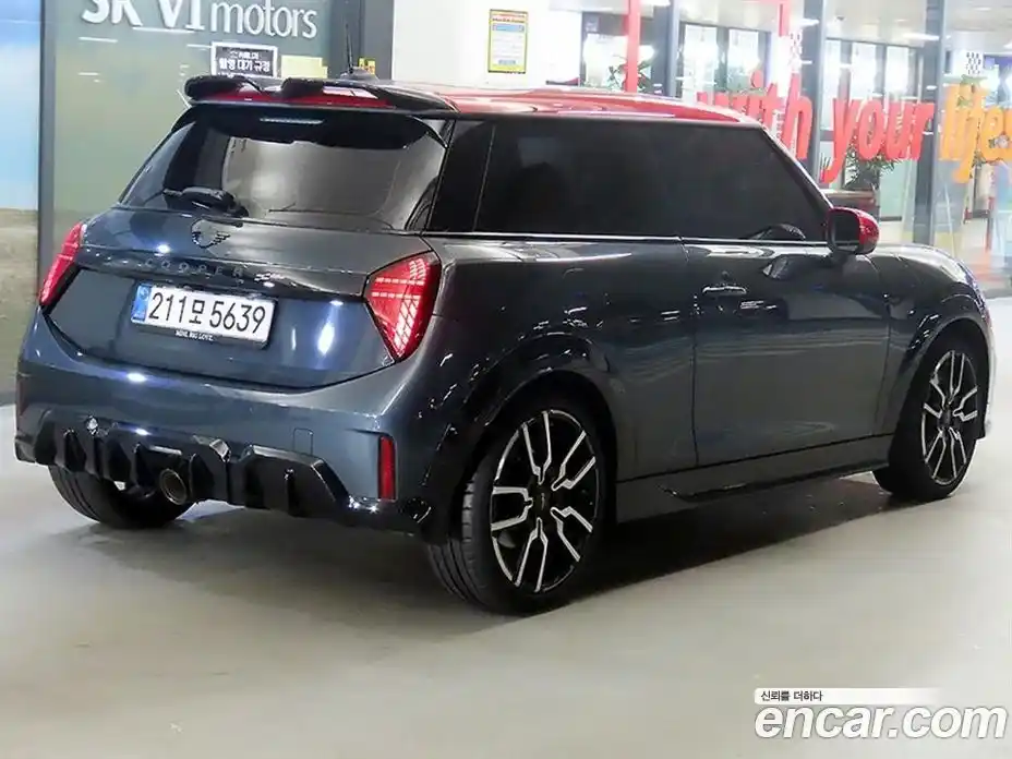 Mini Cooper 2025 2.0 гидро в Москве № 1837745, фото 4