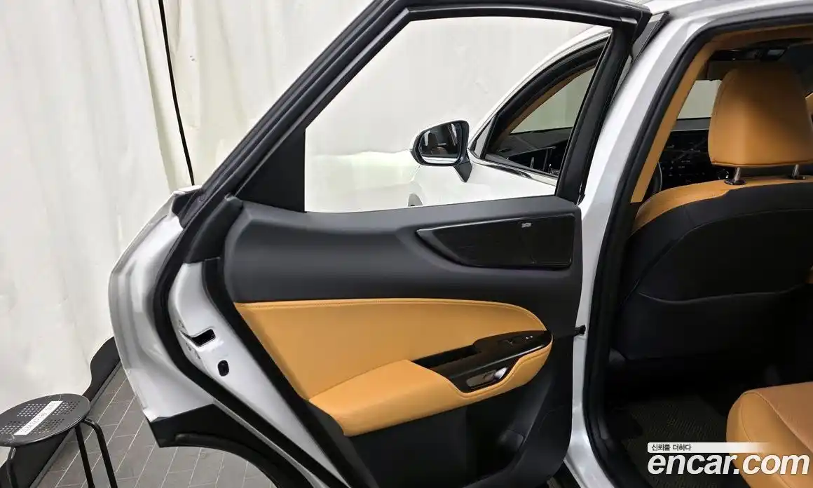 Lexus NX 2024 2.5 гидро в Москве № 1837917, фото 15