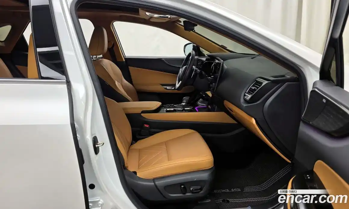 Lexus NX 2024 2.5 гидро в Москве № 1837917, фото 17