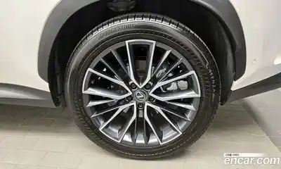 Lexus NX 2024 2.5 гидро в Москве № 1837917, миниатюра 7