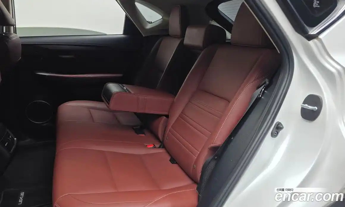 Lexus NX 2016 2.5 гидро в Москве № 1837959, фото 12