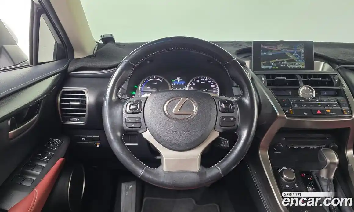 Lexus NX 2016 2.5 гидро в Москве № 1837959, фото 13