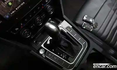 Volkswagen Passat 2018 2.0 гидро в Москве № 1838056, миниатюра 11