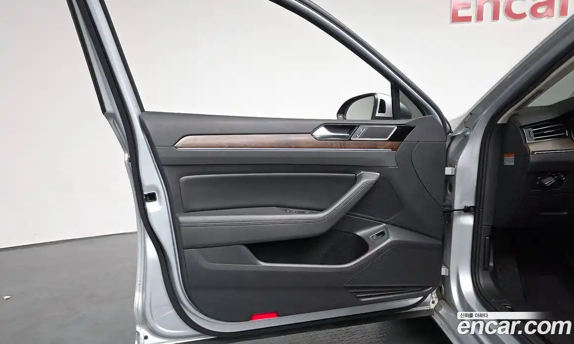 Volkswagen Passat 2018 2.0 гидро в Москве № 1838056, фото 13