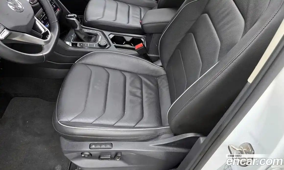 Volkswagen Tiguan 2023 2.0 гидро в Москве № 1838105, фото 16