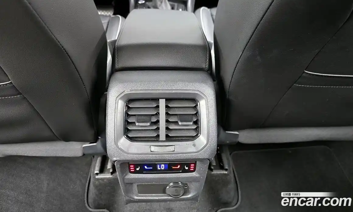 Volkswagen Tiguan 2023 2.0 гидро в Москве № 1838105, фото 25