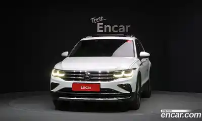 Volkswagen Tiguan 2023 2.0 гидро в Москве № 1838105, миниатюра 3