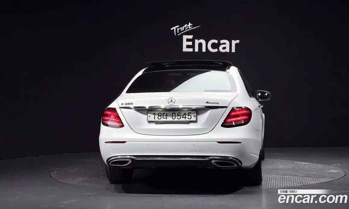 Mercedes-Benz E-Class 2016 2.0 гидро в Москве № 194189, фото 4