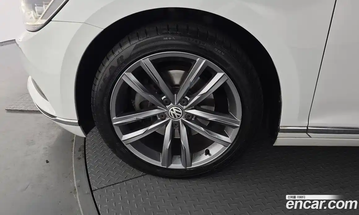 Volkswagen Passat 2018 2.0 гидро в Москве № 199272, фото 5