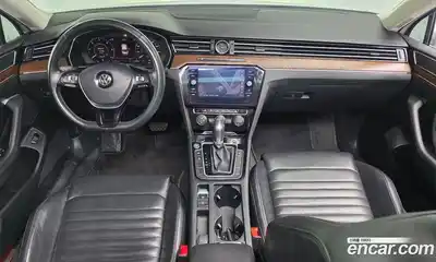 Volkswagen Passat 2018 2.0 гидро в Москве № 199272, миниатюра 7