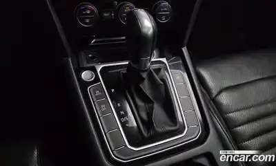 Volkswagen Passat 2018 2.0 гидро в Москве № 199272, миниатюра 9
