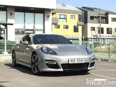 Porsche Panamera, 2012