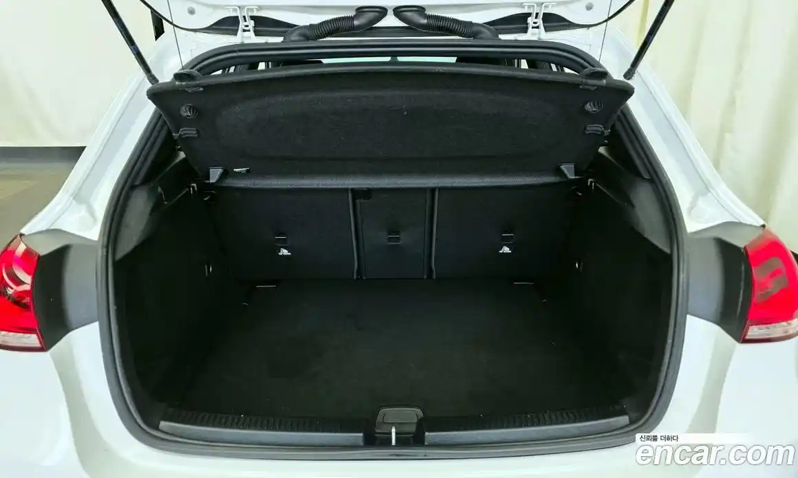 Mercedes-Benz A-Class 2021 2.0 гидро в Москве № 223431, фото 19