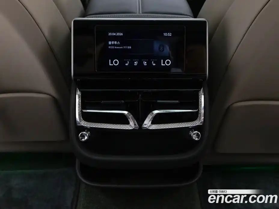 Bentley Flying Spur 2024 4.0 гидро, фото 19