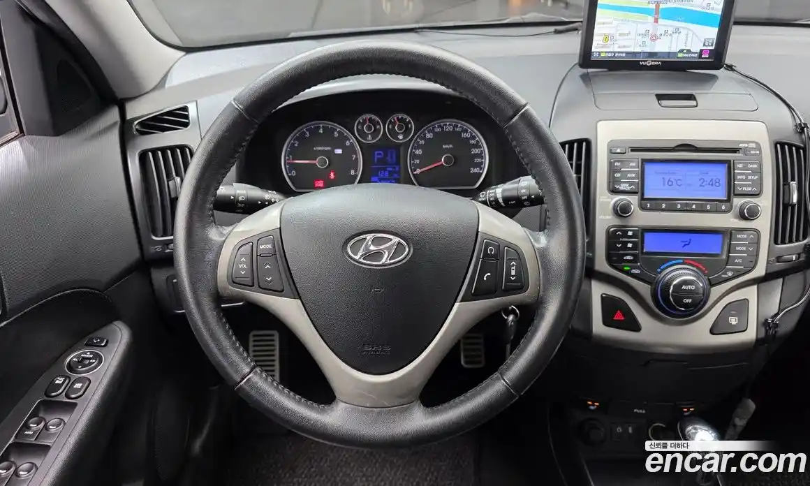 Hyundai i30 2010 1.6 гидро в Москве № 927764, фото 12