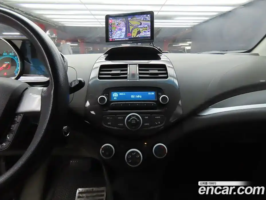 Chevrolet Spark 2014 1.0 гидро в Москве № 105815, фото 10