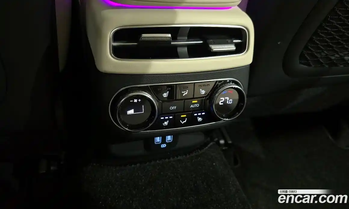 Genesis GV70 2024 2.5 гидро в Москве, фото 24