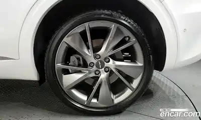 Genesis GV70 2024 2.5 гидро в Москве, миниатюра 6