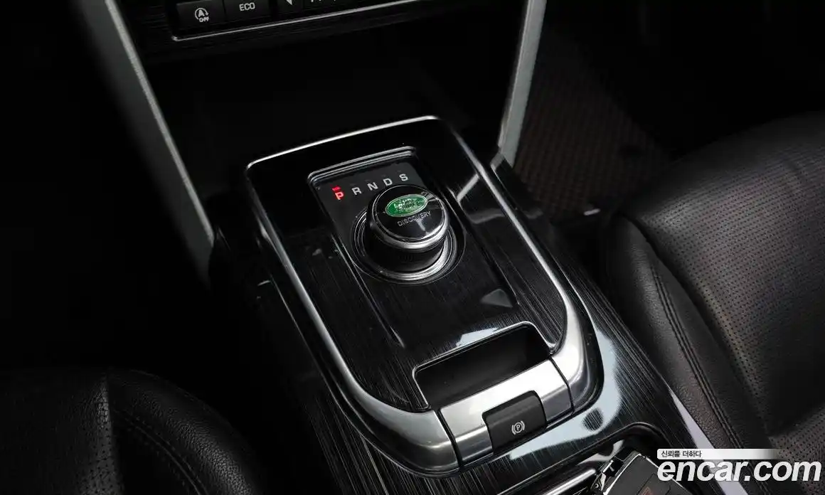Land Rover Discovery Sport 2018 2.0 гидро в Москве № 1292965, фото 12