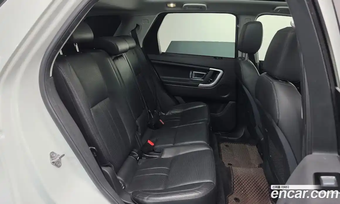 Land Rover Discovery Sport 2018 2.0 гидро в Москве № 1292965, фото 18