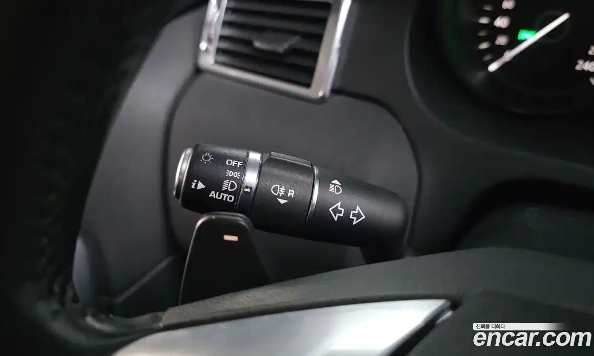 Land Rover Discovery Sport 2018 2.0 гидро в Москве № 1292965, фото 23