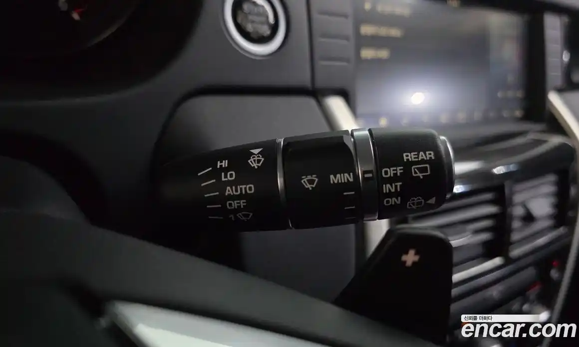 Land Rover Discovery Sport 2018 2.0 гидро в Москве № 1292965, фото 24