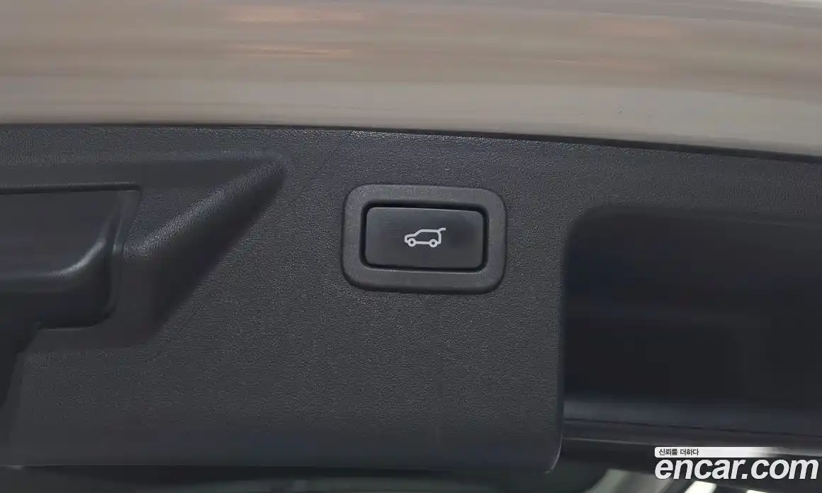 Land Rover Discovery Sport 2018 2.0 гидро в Москве № 1292965, фото 28