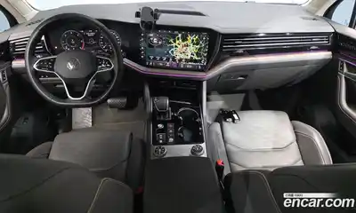Volkswagen Touareg 2023 3.0 гидро в Москве № 1293873, миниатюра 9