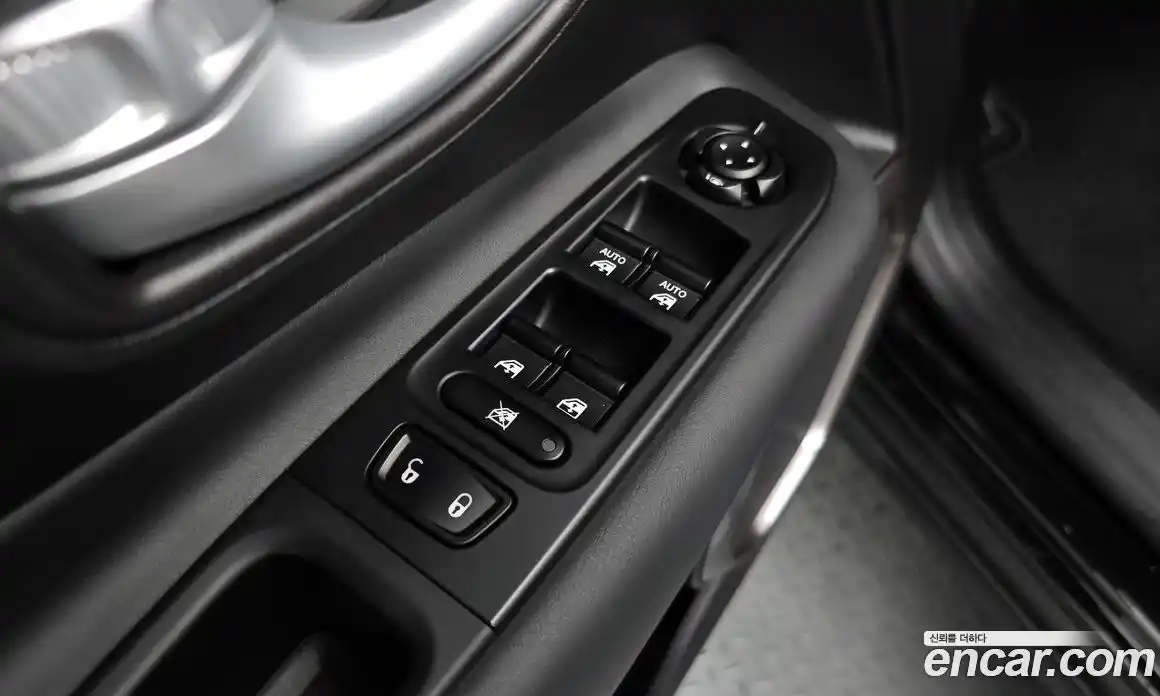 Jeep Renegade 2023 1.3 гидро в Москве № 1294128, фото 27