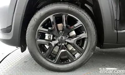 Jeep Renegade 2023 1.3 гидро в Москве № 1294128, миниатюра 4