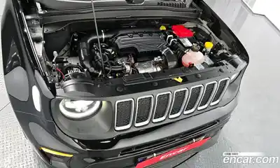 Jeep Renegade 2023 1.3 гидро в Москве № 1294128, миниатюра 5