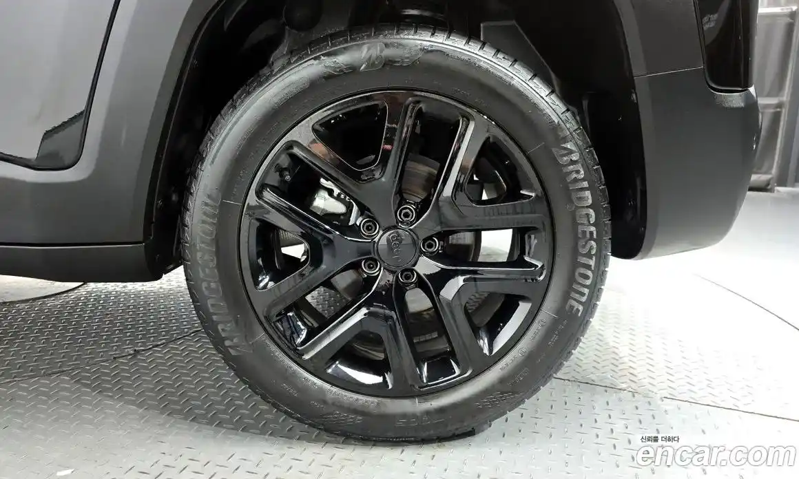 Jeep Renegade 2023 1.3 гидро в Москве № 1294128, фото 6