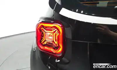Jeep Renegade 2023 1.3 гидро в Москве № 1294128, миниатюра 8