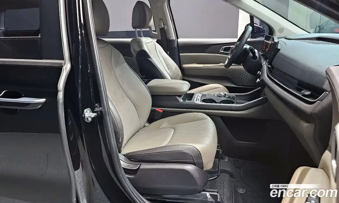 Kia Canival 2024 3.5 гидро в Москве № 131665, фото 10