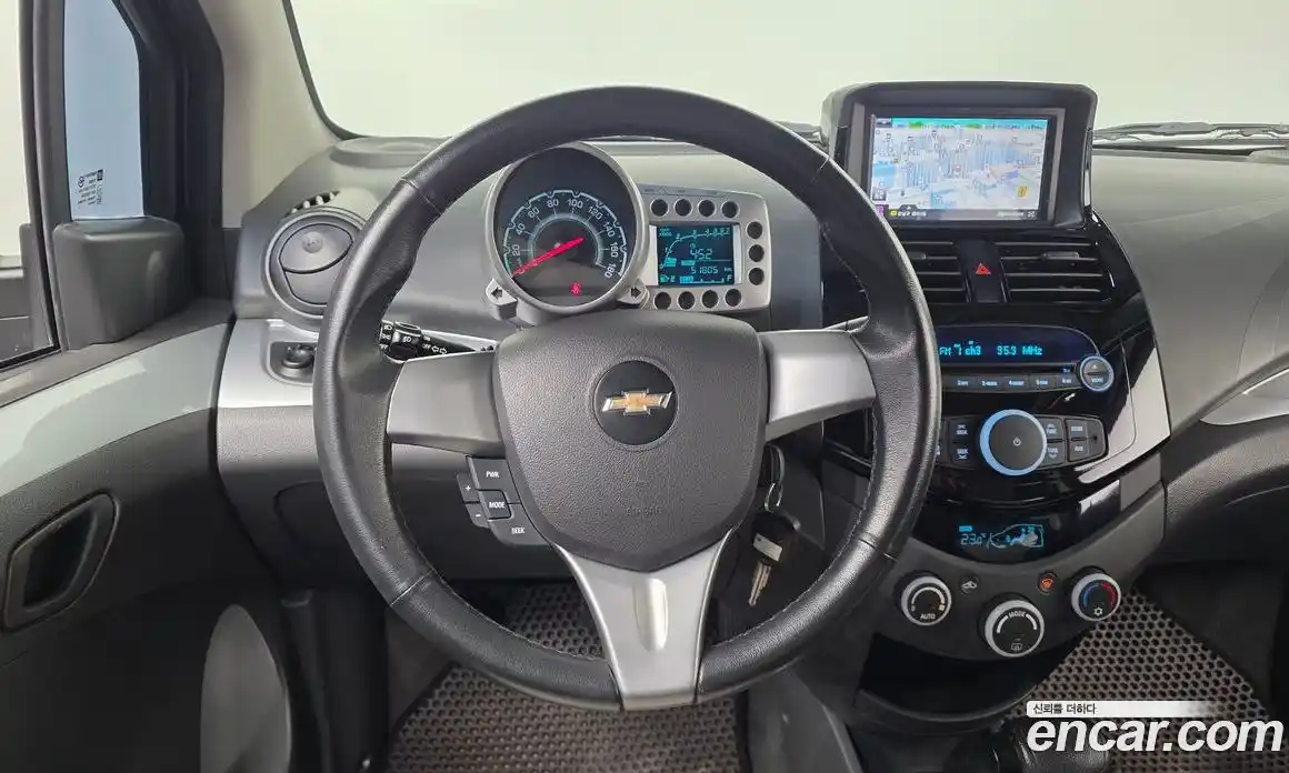 Chevrolet Spark 2011 1.0 гидро в Москве № 1319897, фото 19