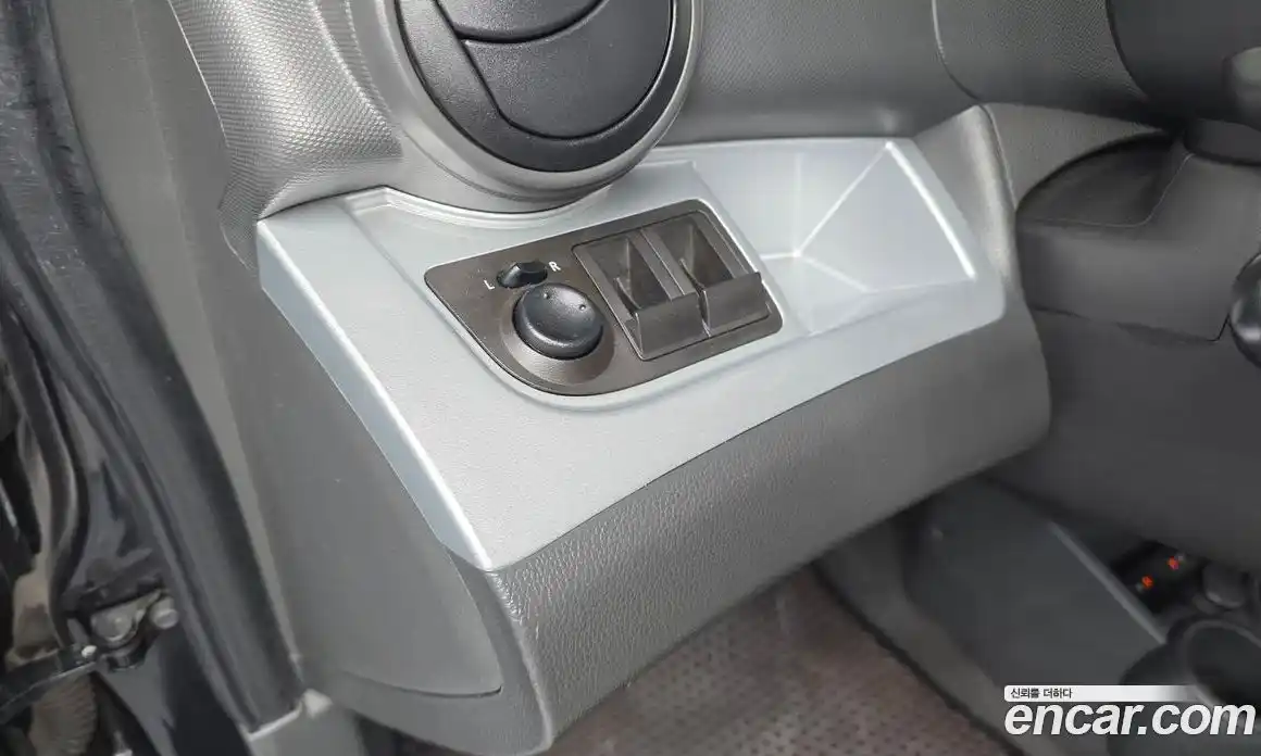 Chevrolet Spark 2011 1.0 гидро в Москве № 1319897, фото 30