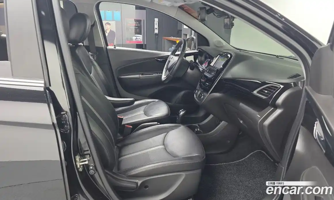 Chevrolet Spark 2018 1.0 гидро в Москве № 1320304, фото 17