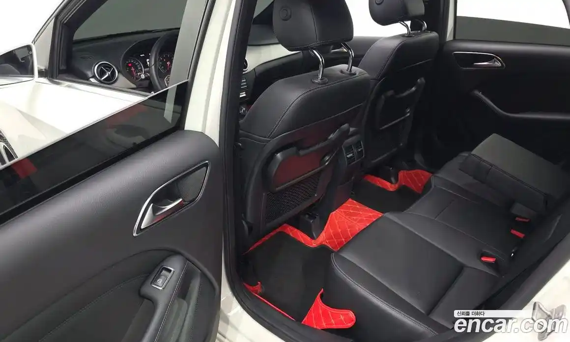 Mercedes-Benz B-Class 2018 2.0 гидро в Москве № 1322253, фото 17