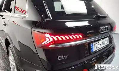 Audi Q7 2023 3.0 гидро в Москве № 1322422, миниатюра 9
