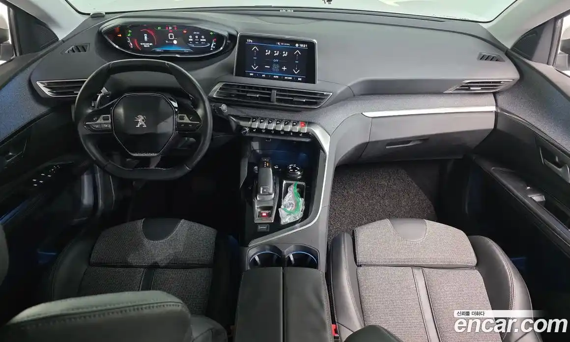 Peugeot 5008 2018 1.6 гидро в Москве, фото 10