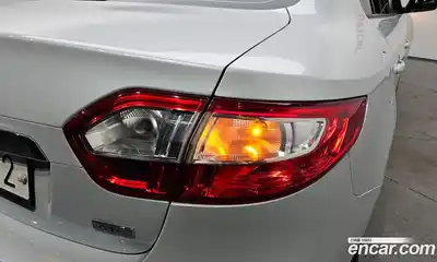 Renault SM3 2017 1.6 гидро в Москве № 1346670, миниатюра 8
