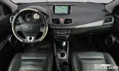 Renault SM3 2017 1.6 гидро в Москве № 1346670, миниатюра 9