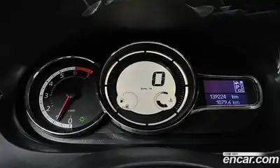 Renault SM3 2017 1.6 гидро в Москве № 1346670, миниатюра 10