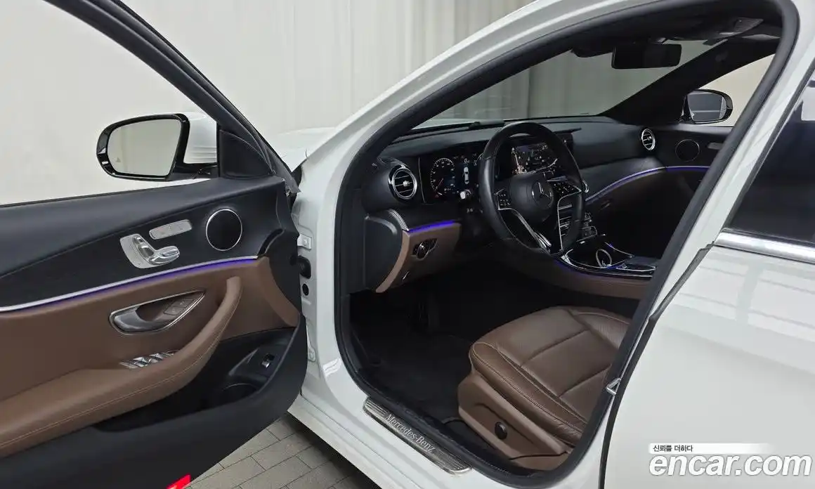 Mercedes-Benz E-Class 2022 2.0 гидро в Москве № 1348006, фото 13