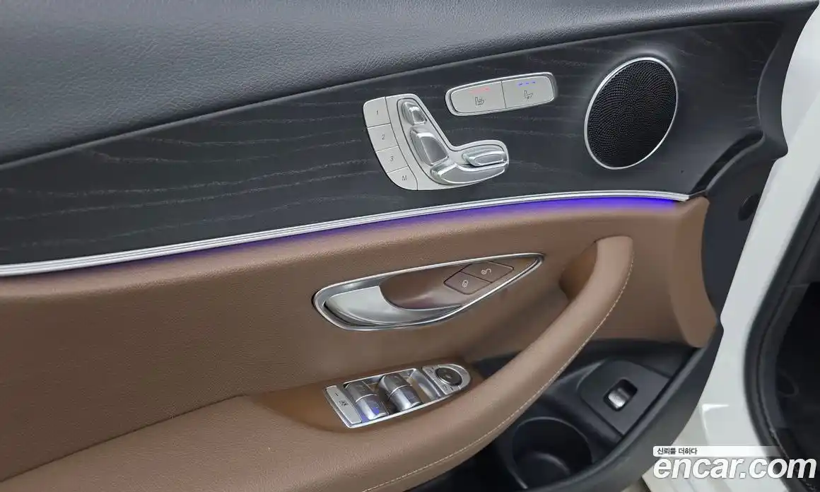 Mercedes-Benz E-Class 2022 2.0 гидро в Москве № 1348006, фото 14