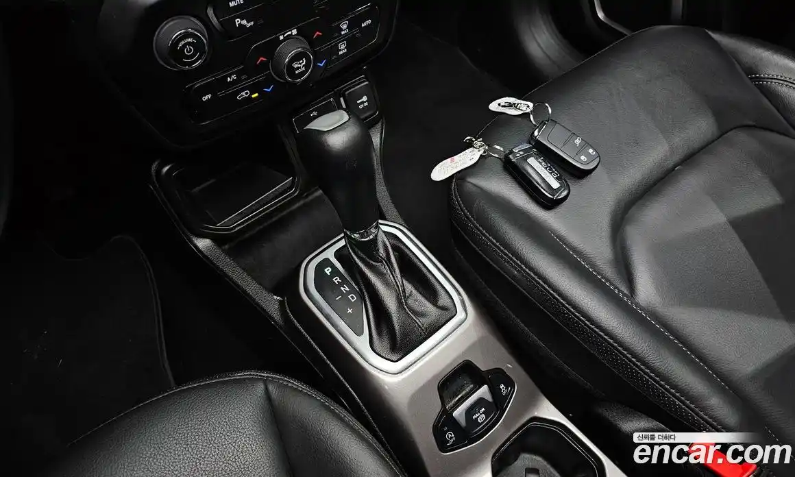 Jeep Renegade 2022 1.3 гидро в Москве № 1350505, фото 12